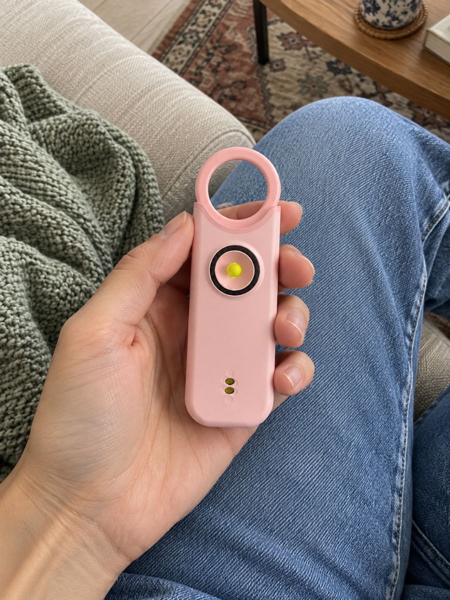 Elif Y. müşteri fotoğrafı, Pembe Saveria Alarm